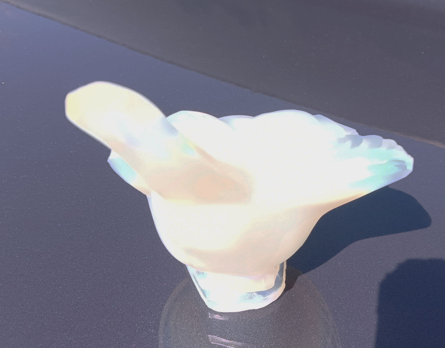 Sabino France Opalescent Glass Oiseau Picotant Feeding Bird Figurine 4"
