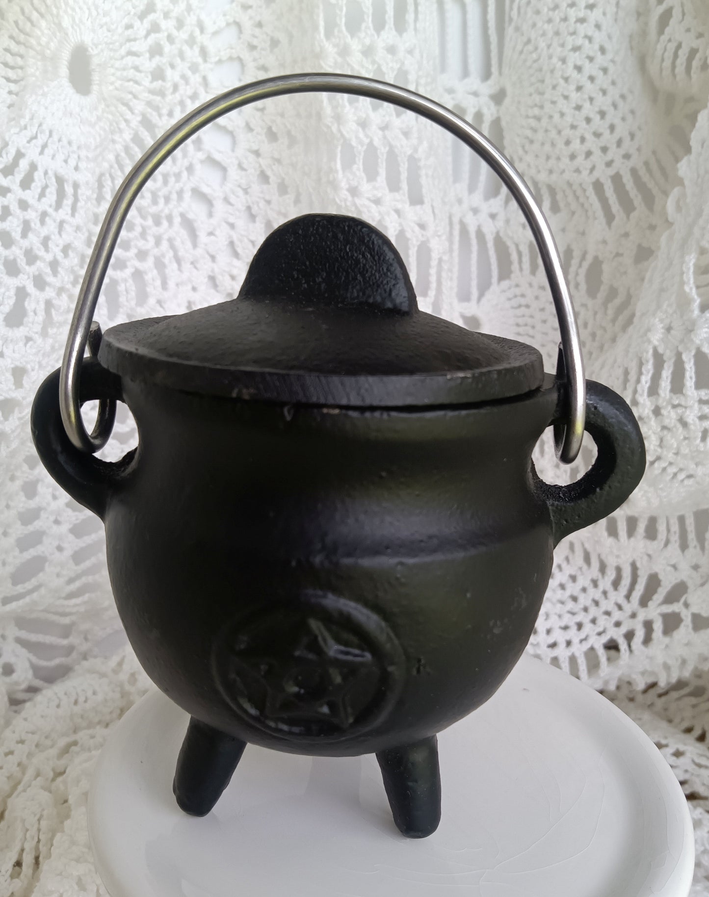 Cauldron - Cast Iron - Pentagram - 3.5 inch tall