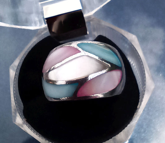 Mother of Pearl Dome Ring 925 Sterling Silver Size 6.5