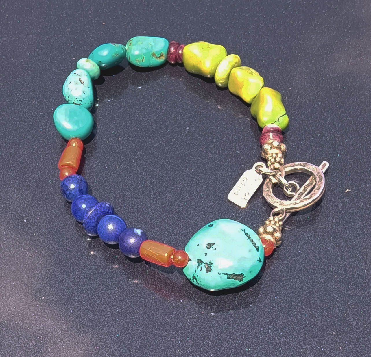 Peyote Bird Single Strand Stone Bracelet with Gaspeite, Turquoise and Lapis Lazuli