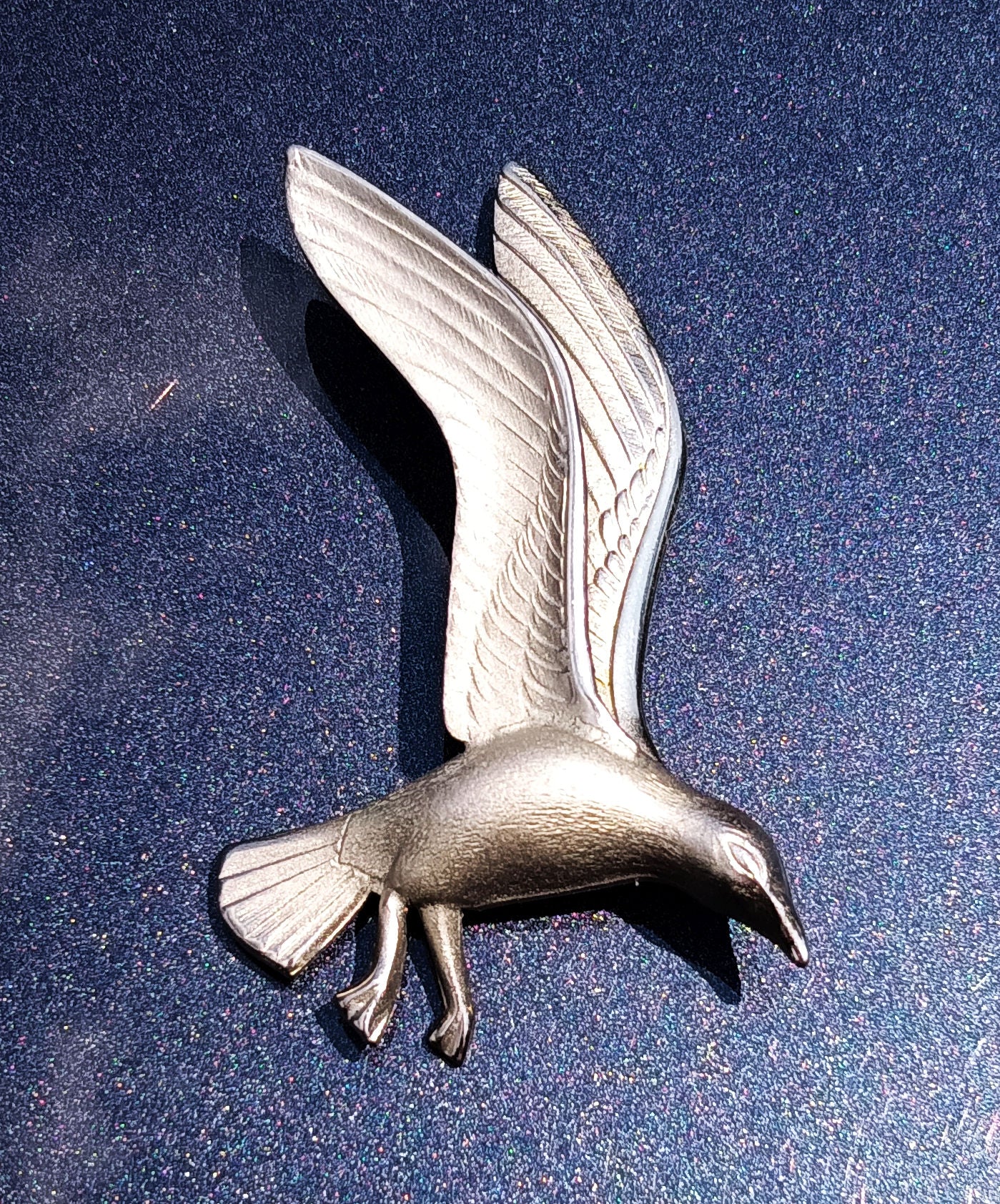 Signed Giovanni Silver Finish Figural Bird or Seagull in Flight Brooch