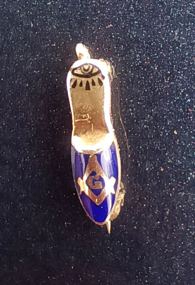 Vintage Masonic Blue Slipper Lapel Pin 14K Gold Woman Wife Widow Freemasons Rite