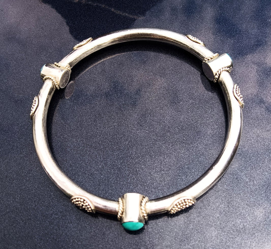 Round Silver Bracelet with 3 Turquoise Stones