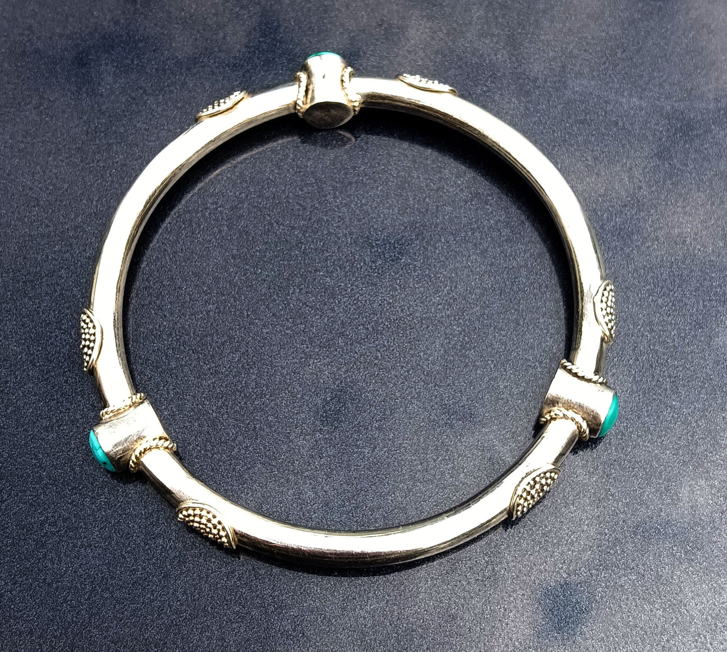 Round Silver Bracelet with 3 Turquoise Stones