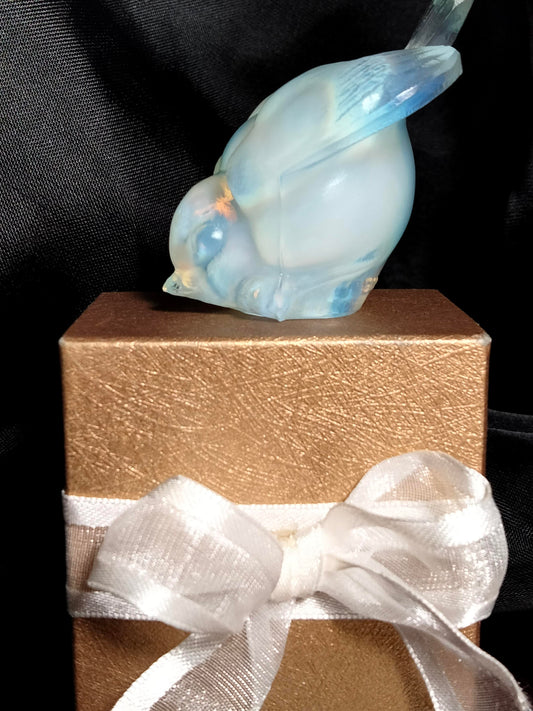 Sabino Art Glass Opalescent Small Feeding Bird - "Oiseau Picotant"